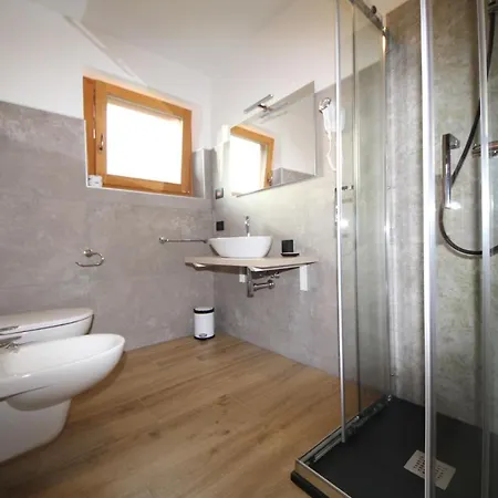 게스트하우스 Belvedere 아우론조디까도레